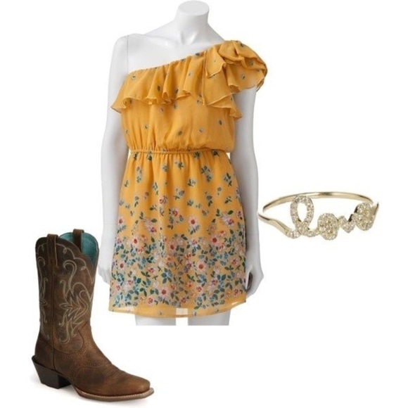 3 for 25 deal Eyelash dress 💗 - Picture 1 of 7